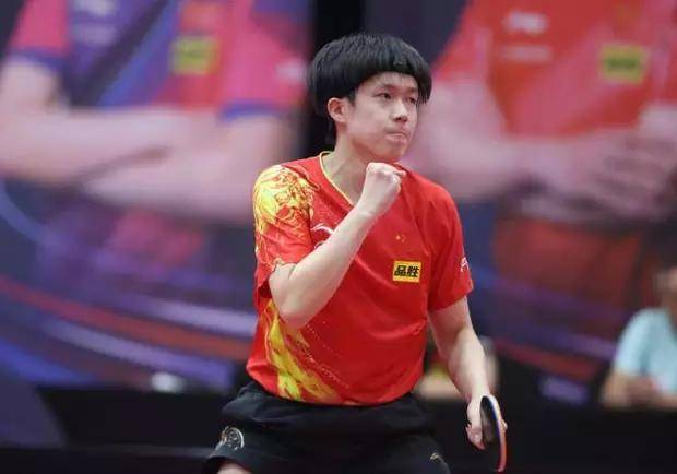 他在三名防 他在三名防