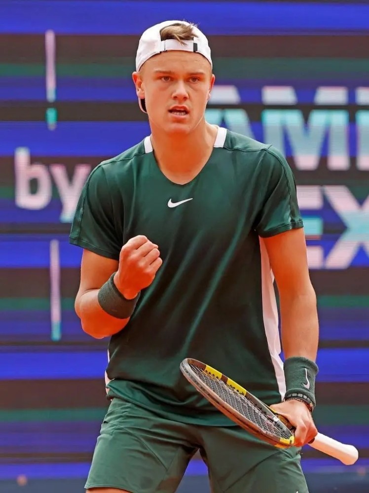 得更加激烈 得更加激烈