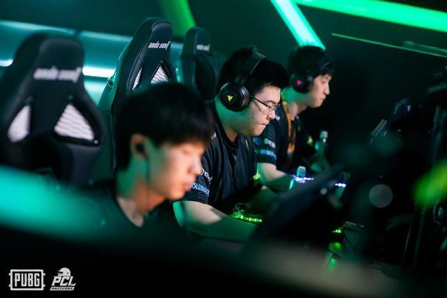 火箭队在本 火箭队在本