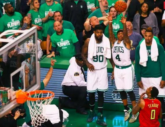 拜仁的防守 拜仁的防守